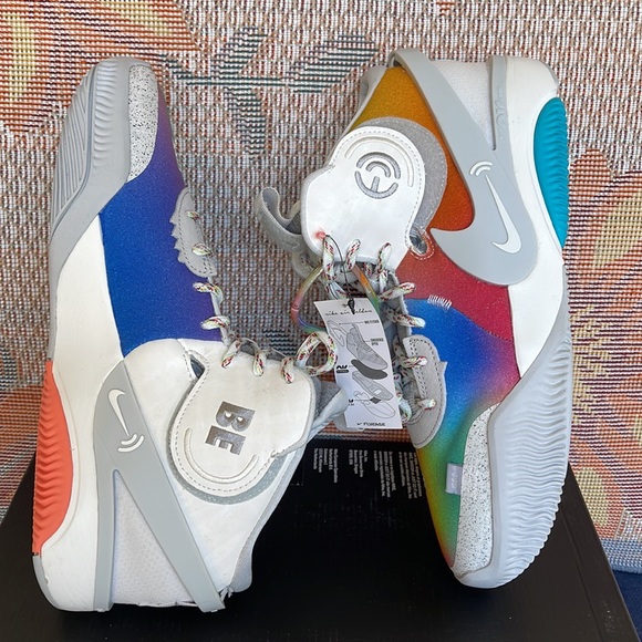 Nike Men’s Air Deldon Be True
Basketball Shoes
Summit White/Summit White - Picture 13 of 16